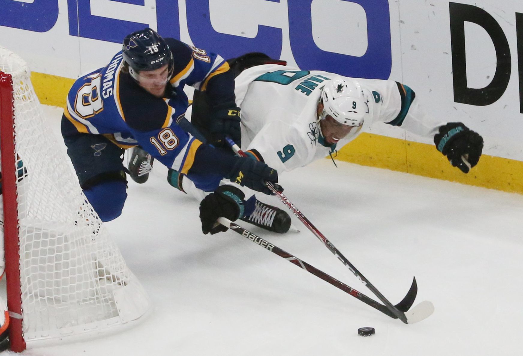 Blues and Sharks break into match 6 in the semi-finals